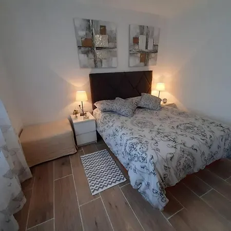 2 Bedroom Grandfloor-pto. Del Carmen *