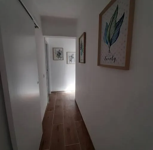 2 Bedroom Grandfloor-pto. Del Carmen Apartment *