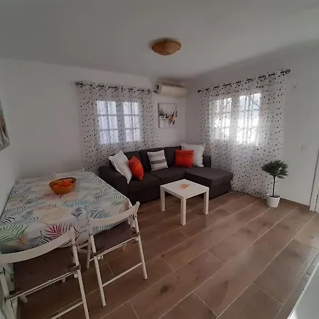 2 Bedroom Grandfloor-pto. Del Carmen